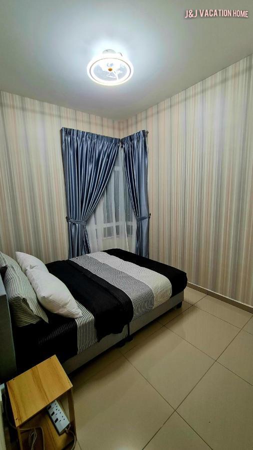 J&J Vacation Home@Novo8 Residence Kampong Tambak Εξωτερικό φωτογραφία