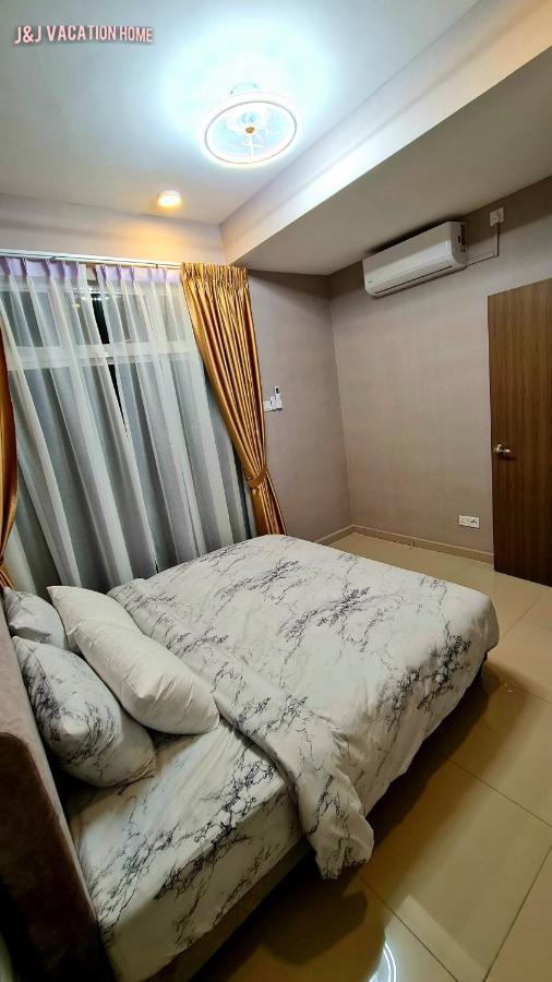 J&J Vacation Home@Novo8 Residence Kampong Tambak Εξωτερικό φωτογραφία