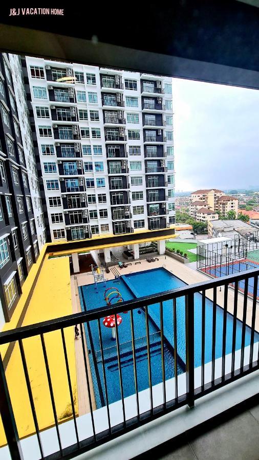 J&J Vacation Home@Novo8 Residence Kampong Tambak Εξωτερικό φωτογραφία